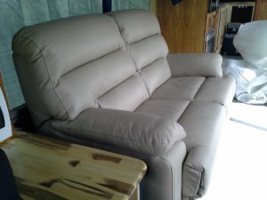 With the lounge in position there is ample room to access the recline latch on the drivers end & still fit the Chest fridge on the opposite end. 